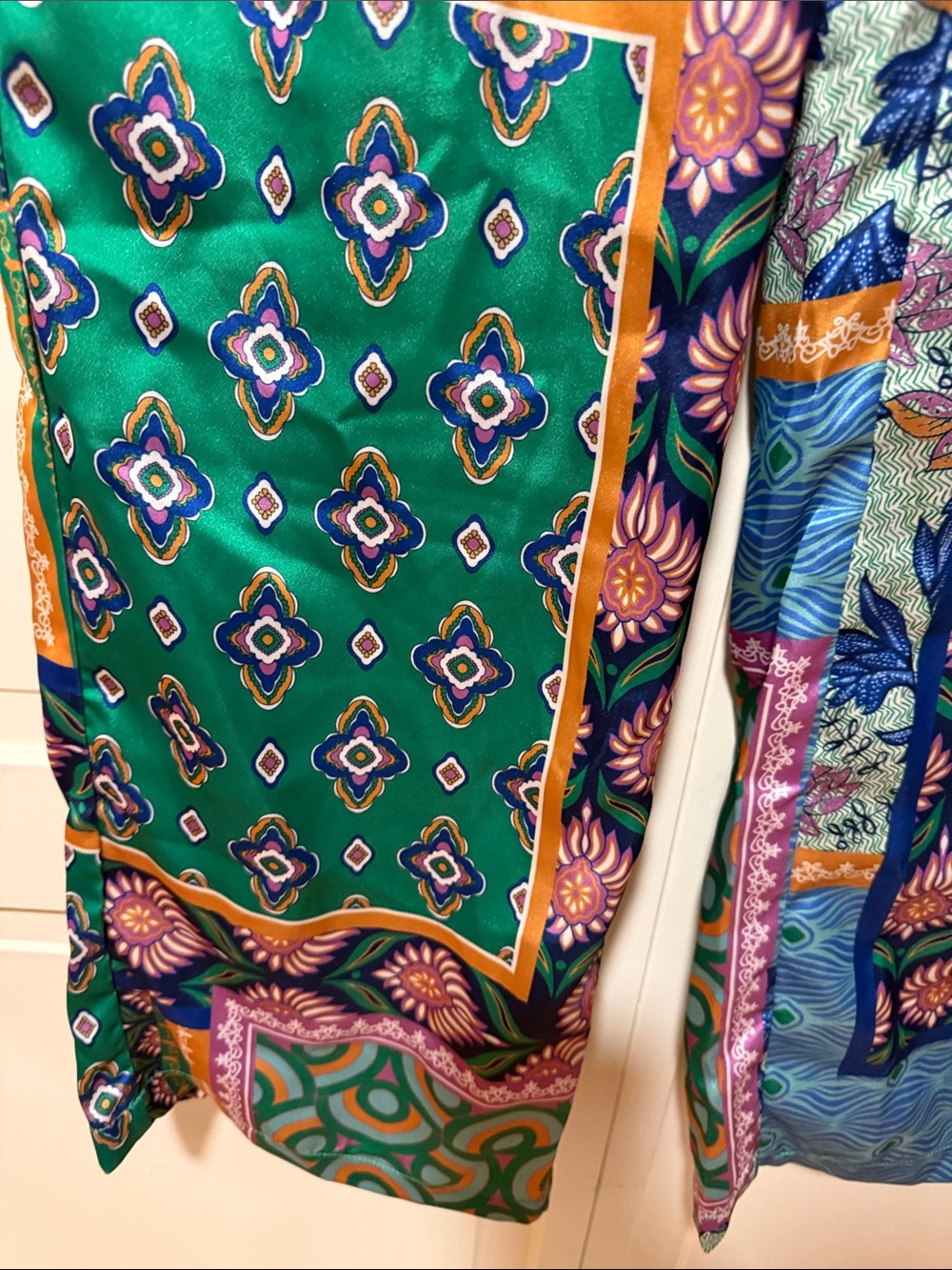 Rachel Zoe Multicolor Patchwork Wide Leg Boho Satin like Pants with Mixed Print - Picture 3 of 12